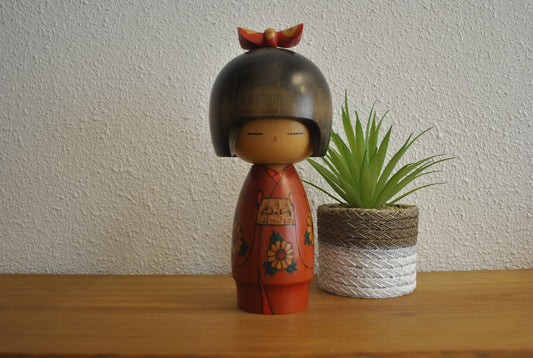 Vintage Sosaku kokeshi made by Masayoshi Yamagishi