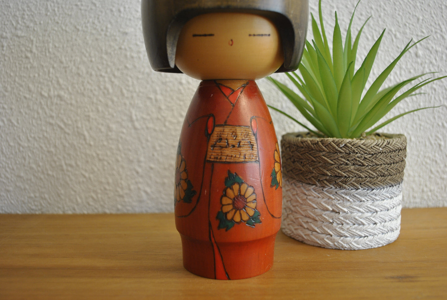 Vintage Sosaku kokeshi made by Masayoshi Yamagishi