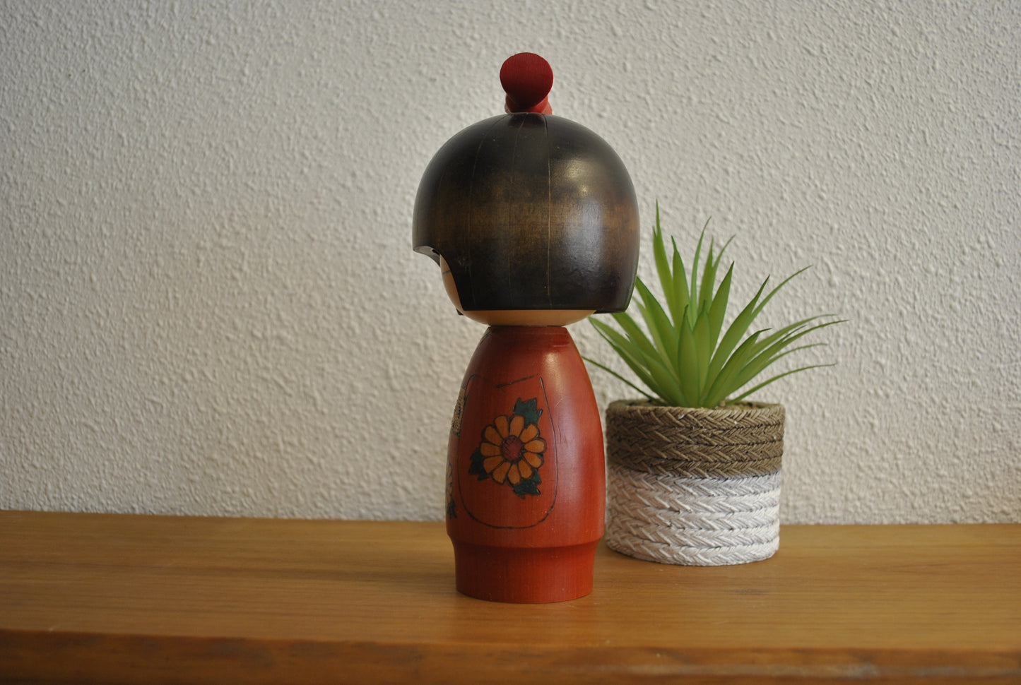 Vintage Sosaku kokeshi made by Masayoshi Yamagishi