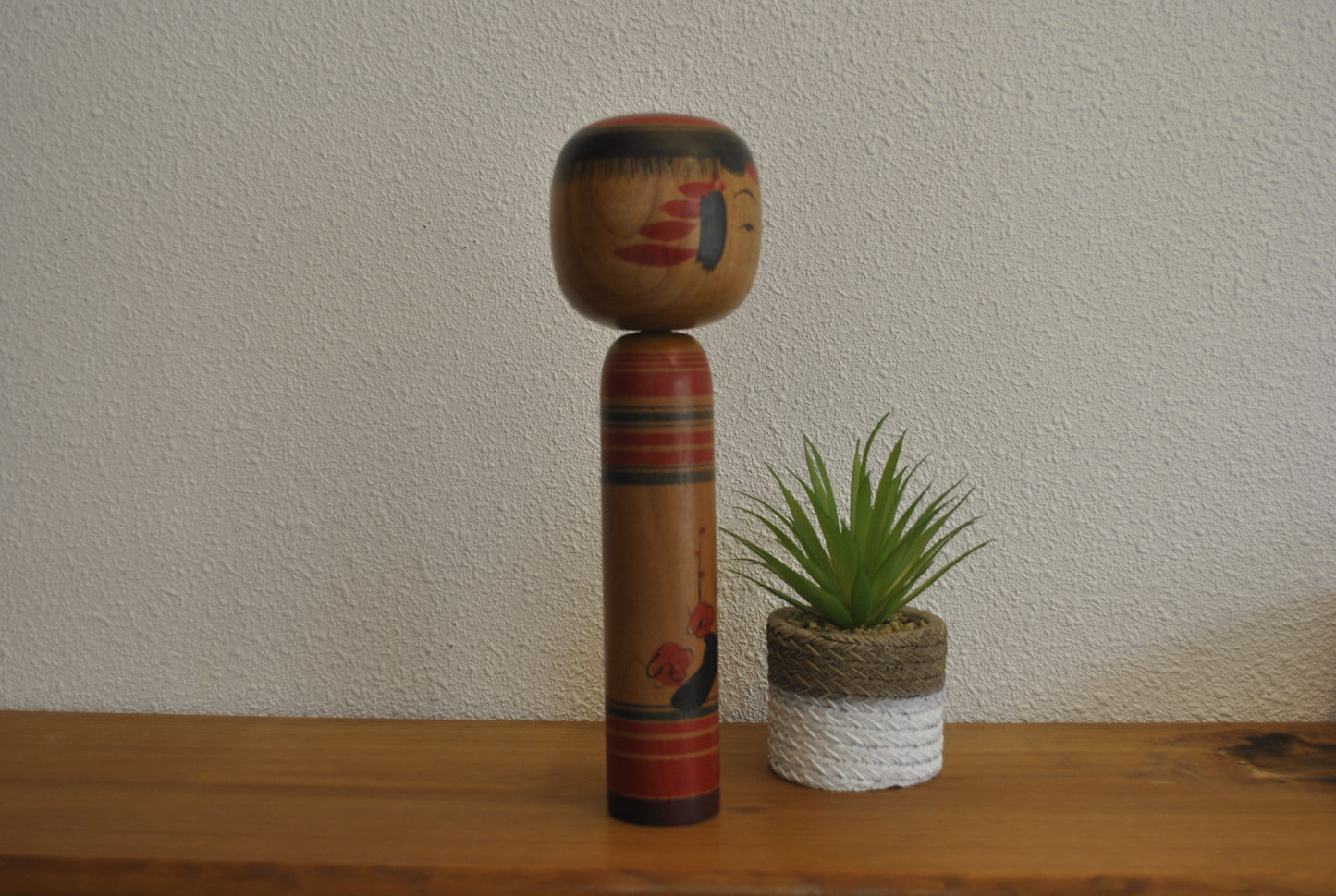 Vintage Traditional Yajiro Kokeshi made by Seishi Takahashi (1911-1978)