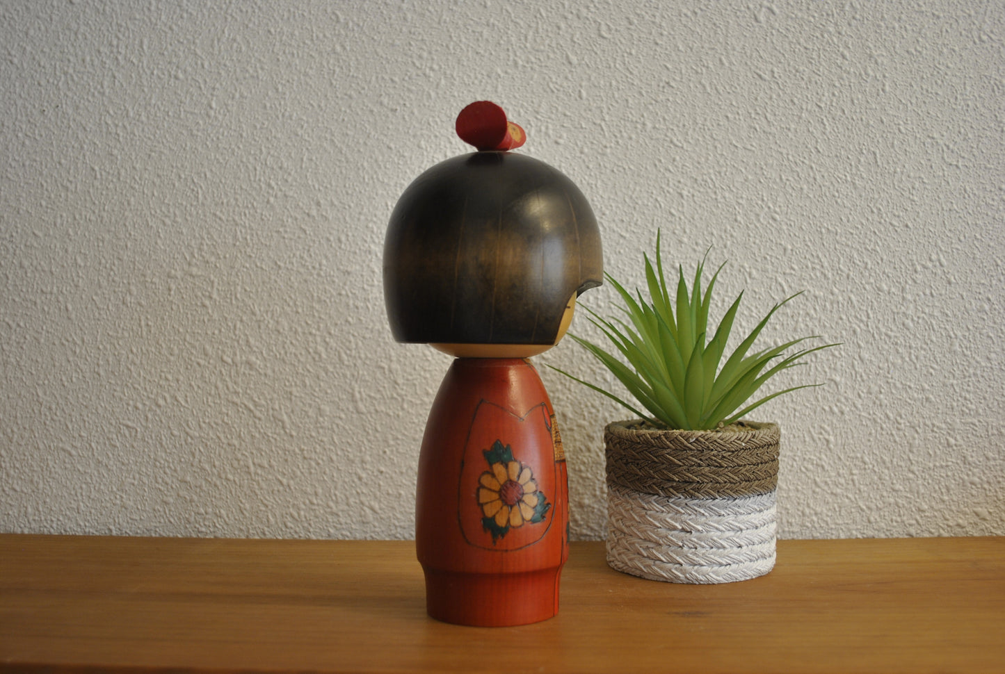 Vintage Sosaku kokeshi made by Masayoshi Yamagishi