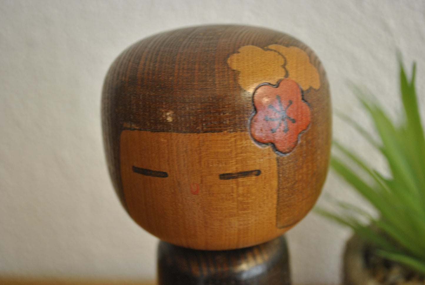 Vintage Sosaku kokeshi made by Isamu Yamakawa (1928-)