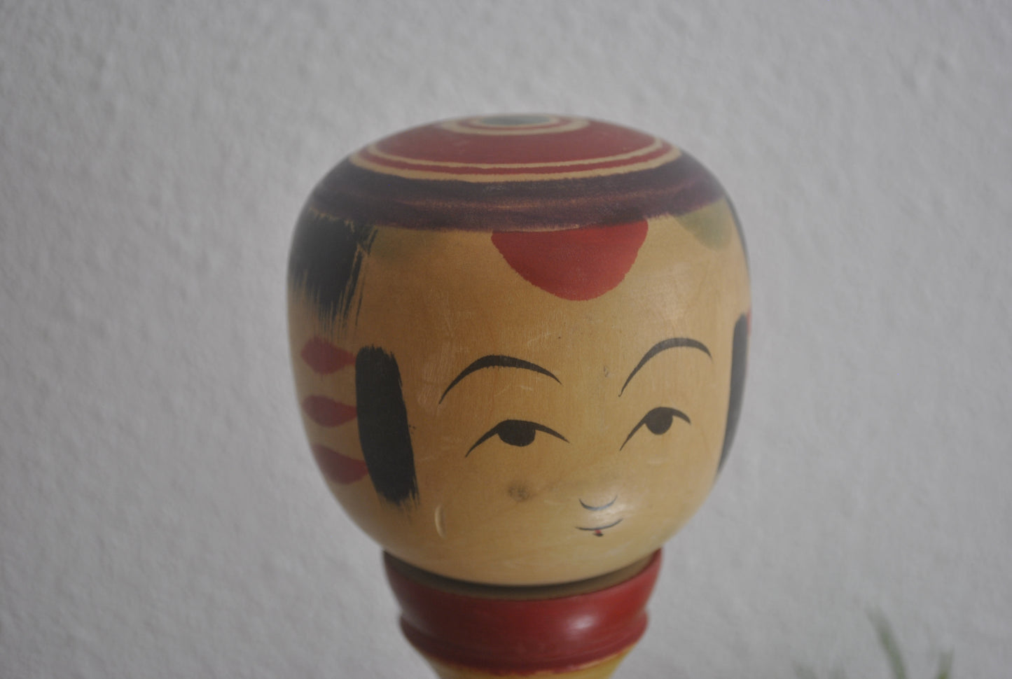 Vintage traditional Yajiro kokeshi by Kokubu Eiichi (1932-2014)