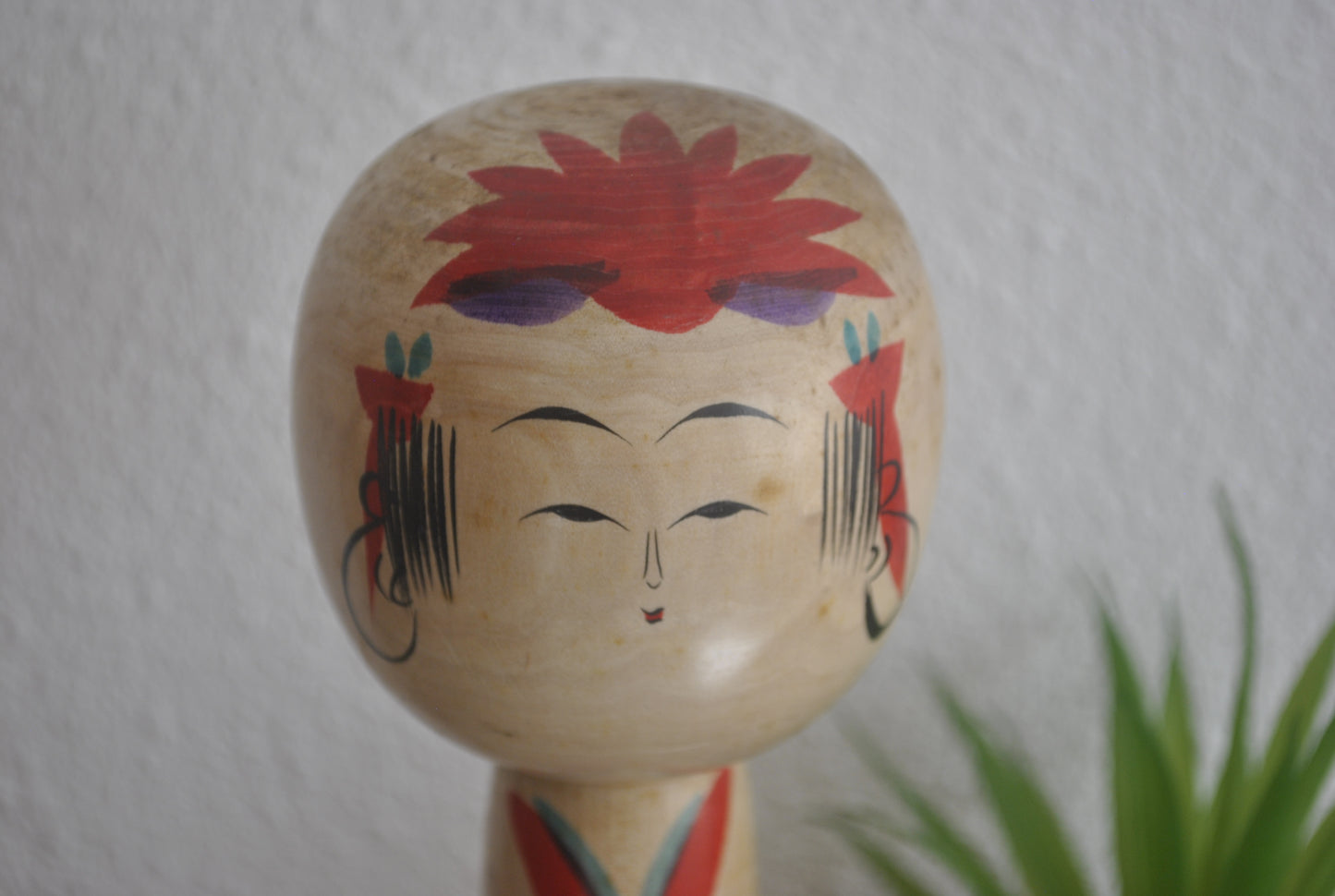 Vintage traditional Yajiro kokeshi by Tatsuo Sato (1928-2009)