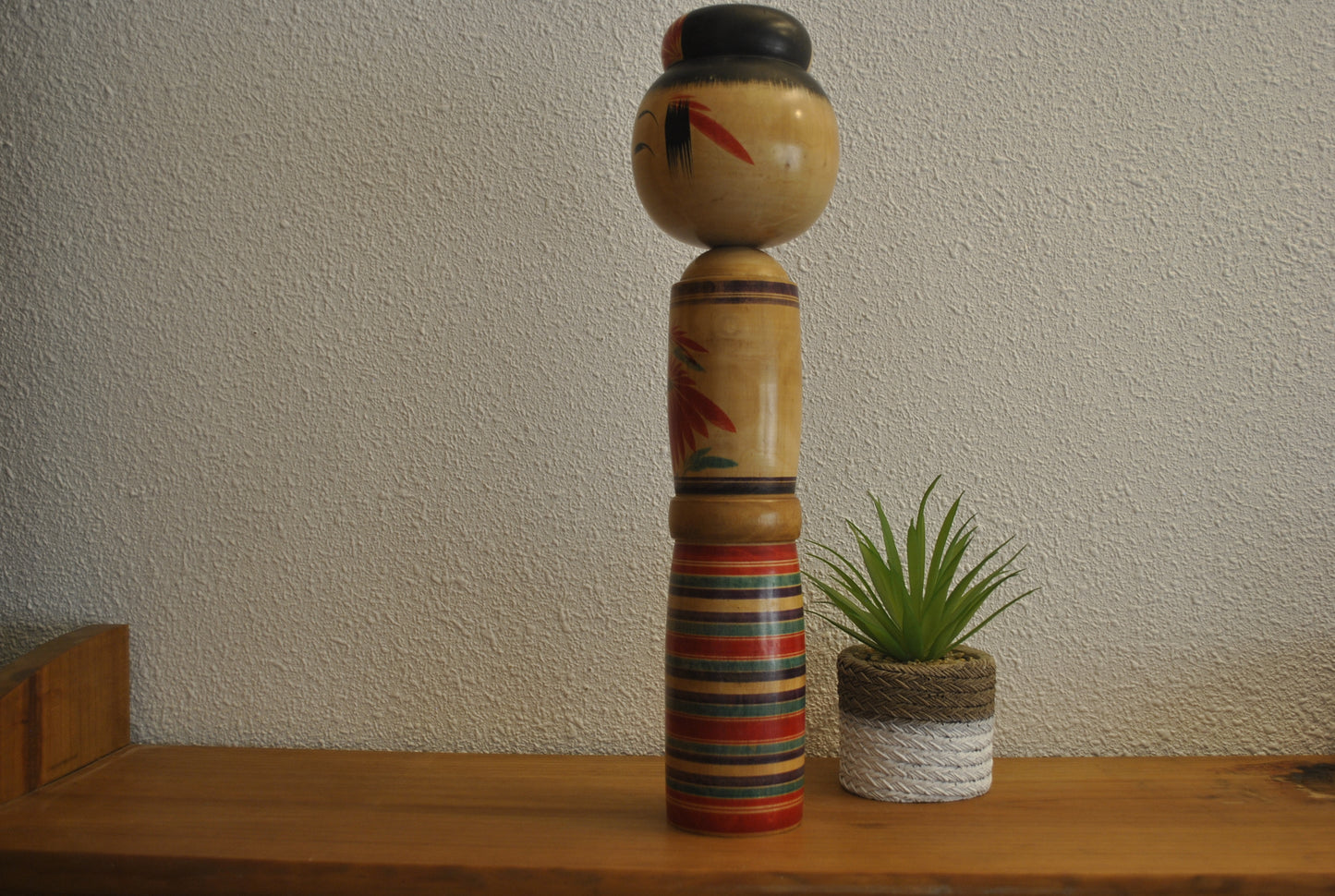 Large Vintage traditional Togatta kokeshi made by Sato Shigekazu (1936-)